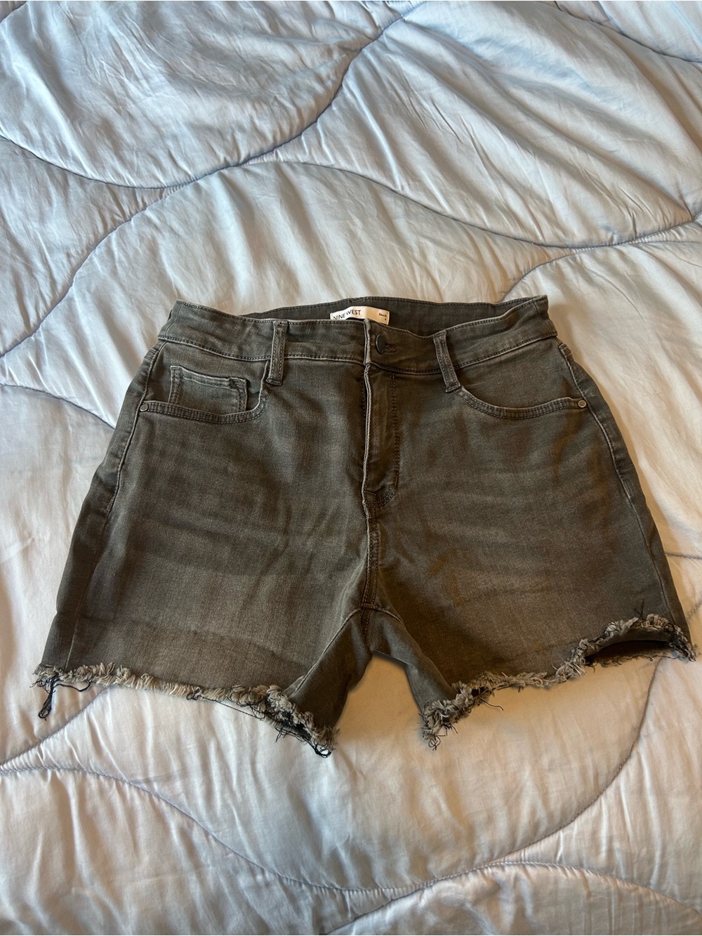 Nine West Black Raw-Hem Denim Shorts